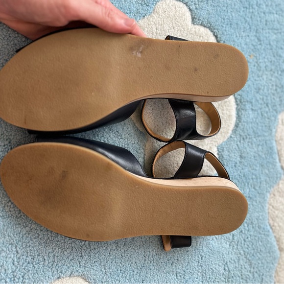 A.P.C. Low wedge buckle heels sandals. Size 41- us 9.5, leather suede - like new - Picture 4 of 5
